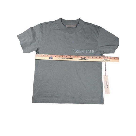 Fear of God Essentials Womens Small Short Sleeve T Shirt Sycamore Basic NWT - Picture 4 of 8